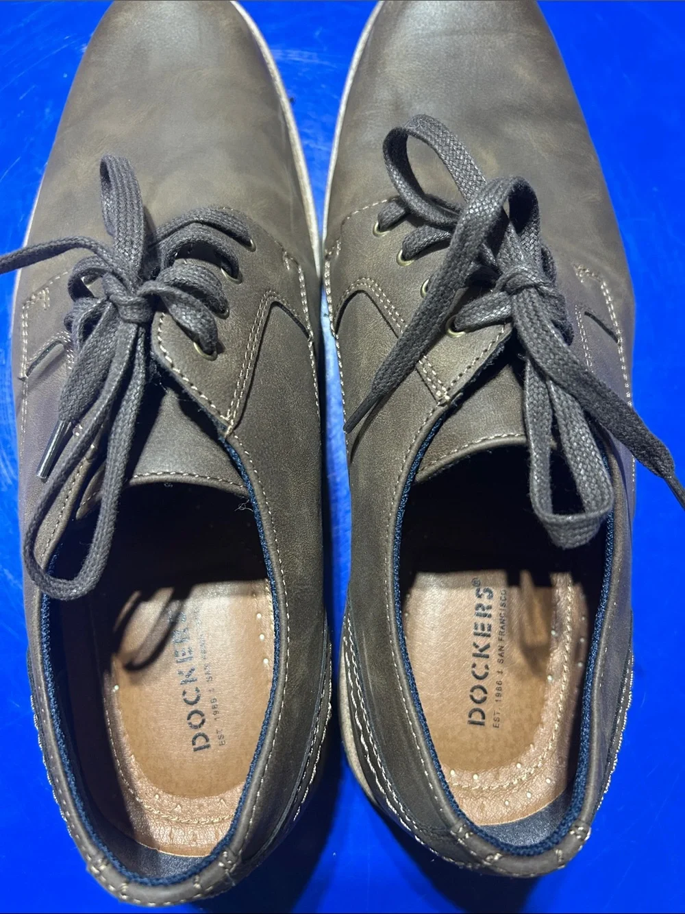 Dockers Men's Lace-Up Oxfords in Dark Brown